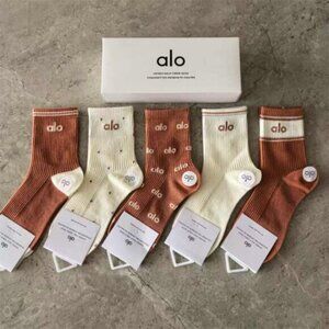 Alo Yoga Socks 5 Pack